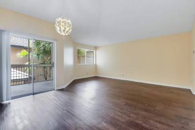 Main picture of 9933 Westview Dr