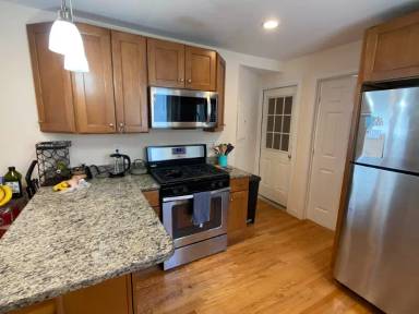 Main picture of 6 Nashua St