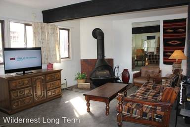 Main picture of 102 Salt Lick Cir