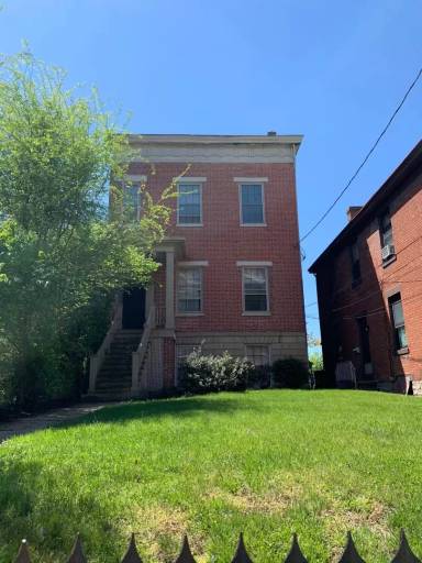 Main picture of 511 Montgomery St