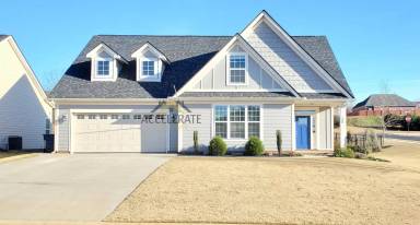 Main picture of 100 Ripplestone Way