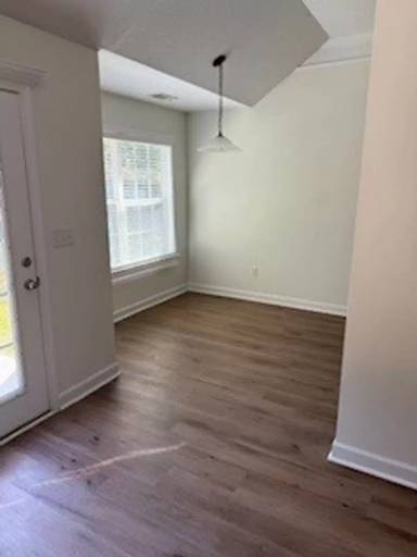 Main picture of 534 Cobblestone Cir