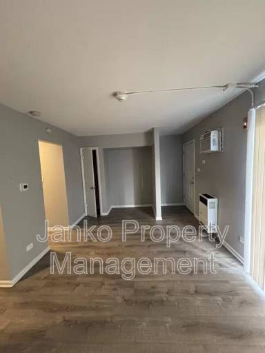 Main picture of The Eagle Ridge Apartments