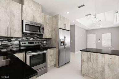 Main picture of 619 Cathedral Hl