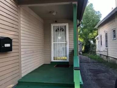 Main picture of 100 Wilbur St