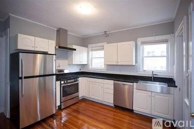 Main picture of 41 Belknap St