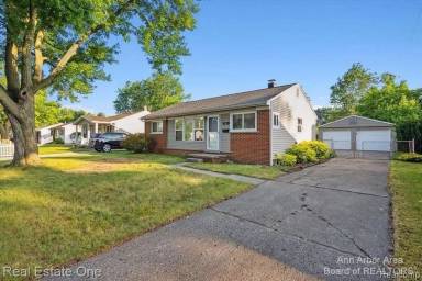 Main picture of 1361 Duncan Ave