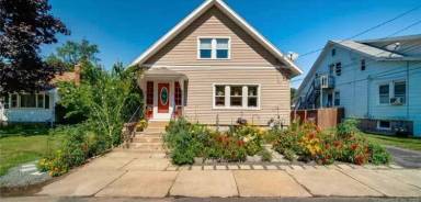 Main picture of 65 Warren St