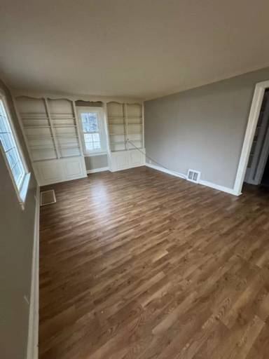 Main picture of 14401 Leo Rd