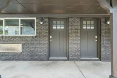 Main picture of ROCKFORD APARTMENTS