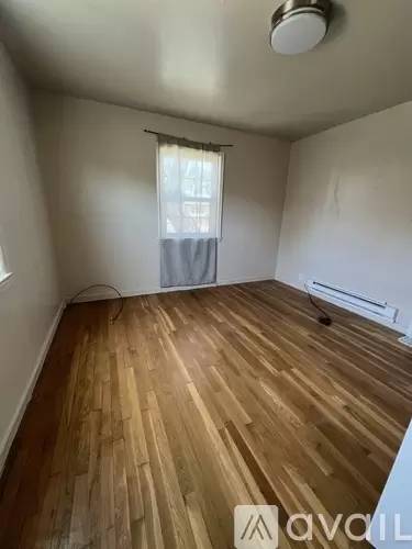 Main picture of 824 E Hedding St