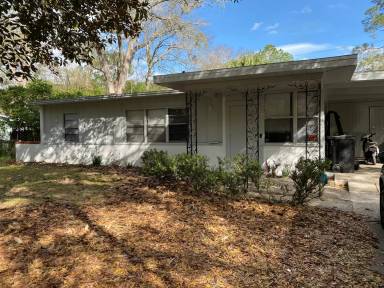 Main picture of 107 NW 36th Dr