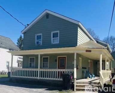 Main picture of 169 Main St