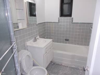 Main picture of 919 Park Pl