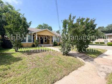 Main picture of 1500 Elmwood Ave