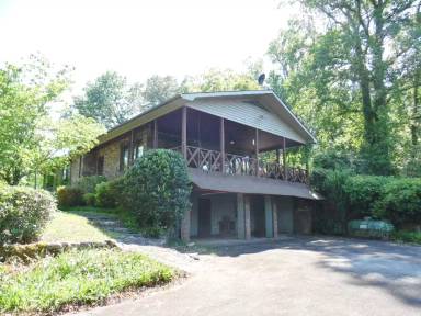 Main picture of 2638 Table Rock Rd