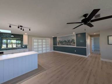 Main picture of 3200 N Chickasaw Way