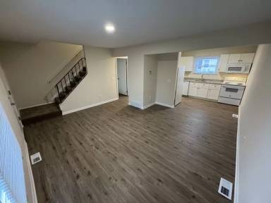 Main picture of 956 W Liberty St