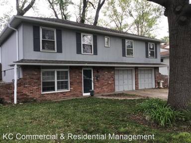 Main picture of 1702 SW 2nd St