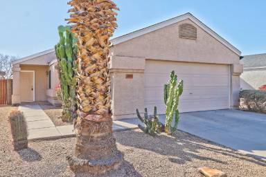 Main picture of 2805 W Muriel Dr