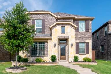 Main picture of 2837 Franklin Dr