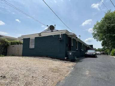 Main picture of 1825 Castalia St