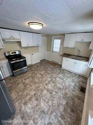 Main picture of 128 Franklin St
