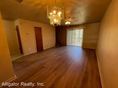 Main picture of 3025 NW 79th Ct