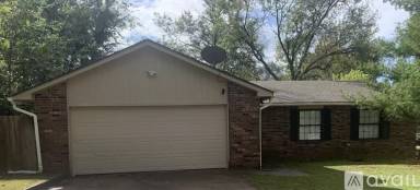 Main picture of 3417 Henrietta Ave