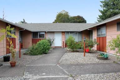 Main picture of 2633 SE 119th Ave