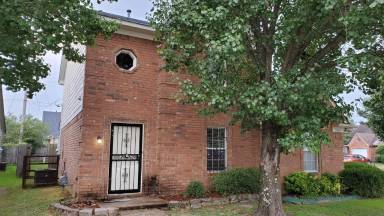 Main picture of 7840 Lipscomb Dr