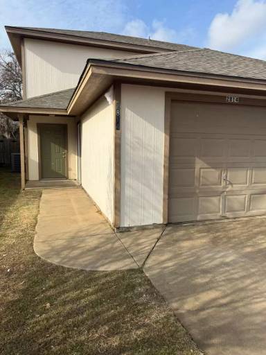 Main picture of 2808 James Rd