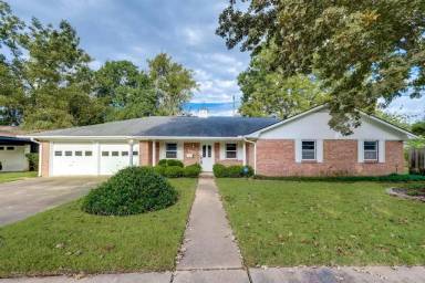Main picture of 810 Borden St