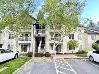Main picture of On the Green Apartment Homes