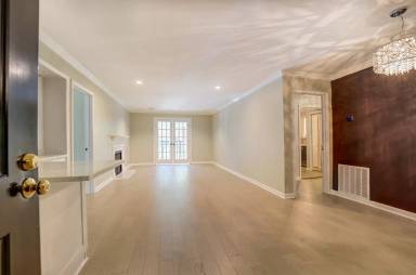 Main picture of 23106 Plantation Dr NE