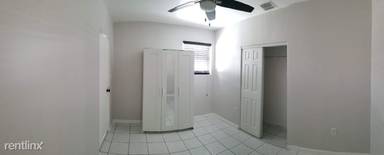 Main picture of 17030 SW 117th Ave