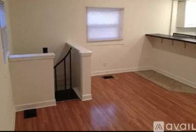 Main picture of 36 E Maynard Ave