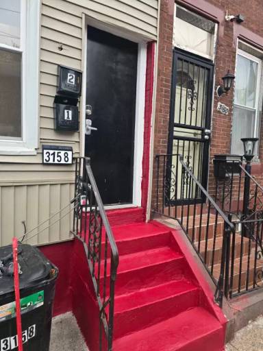 Main picture of 3158 G St
