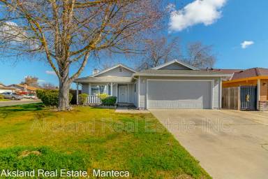 Main picture of 15046 Cambridge Dr