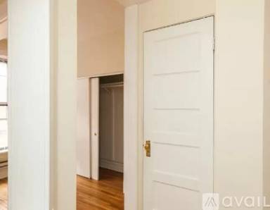 Main picture of 428-438 W Belden Ave