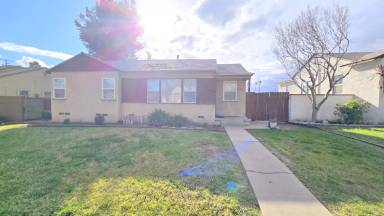 Main picture of 873 N 9th Ave