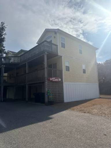 Main picture of 109 W Tateway Rd