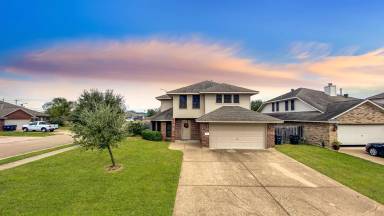 Main picture of 3701 Dove Hollow Ln