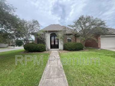 Main picture of 9735 Summer Glenn Ave