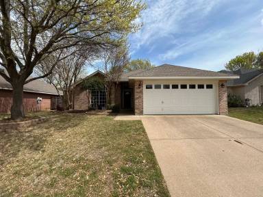 Main picture of 7336 Bennington Dr