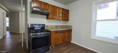 Main picture of 60 South St