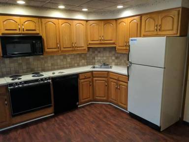 Main picture of 236 Thayer St
