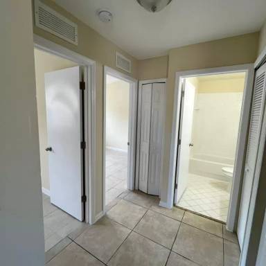 Main picture of 1venetia Gdns