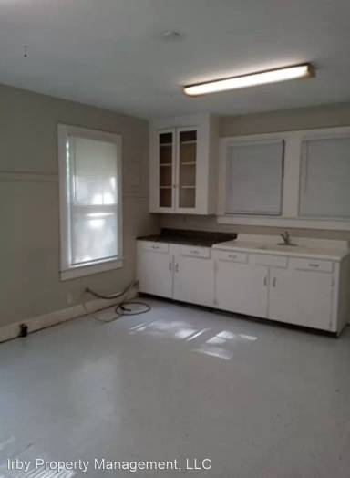Main picture of 2730 S Thompson Dr