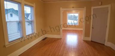 Main picture of 5719 16th Ave